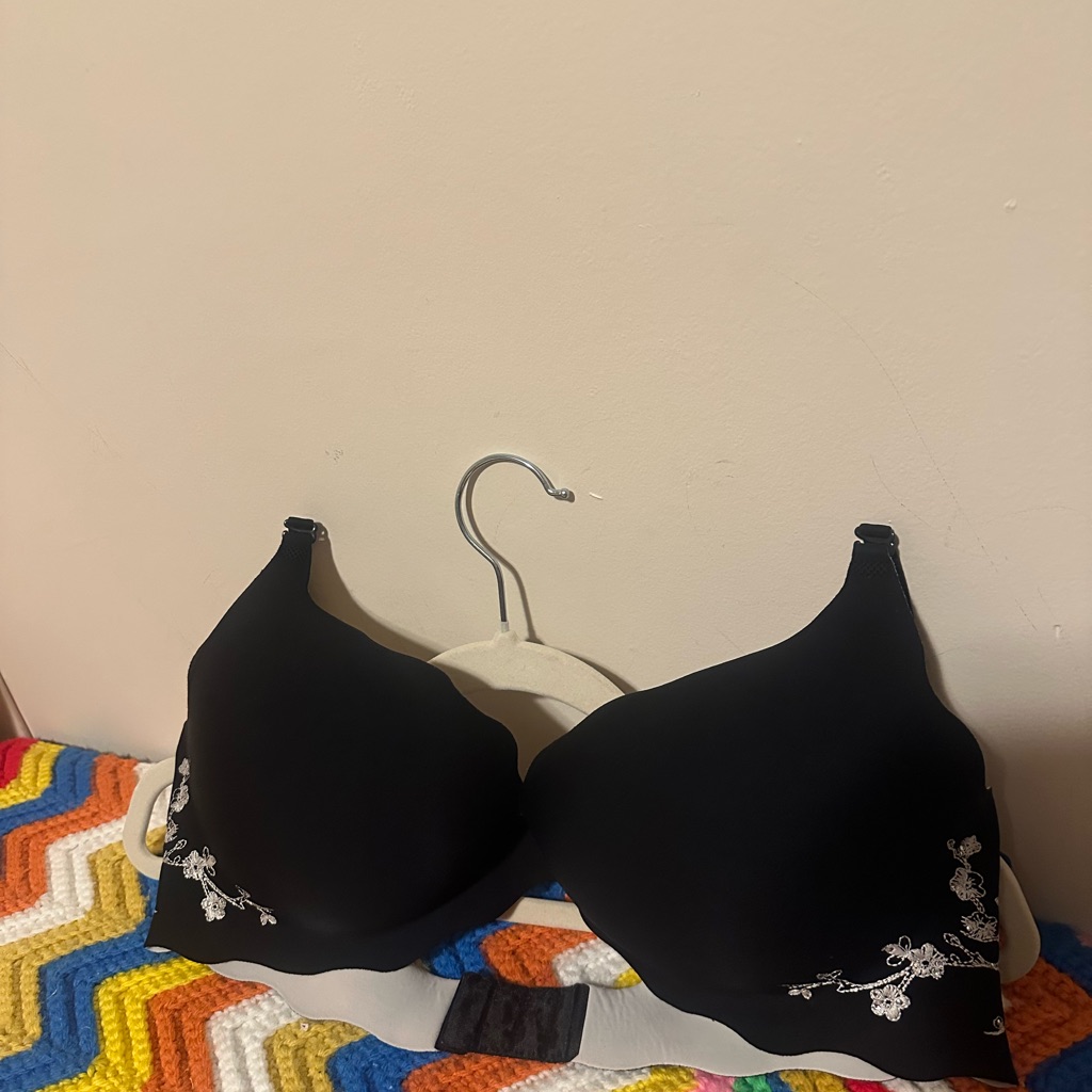 Victoria's Secret Black Bra With White Floral Detail
